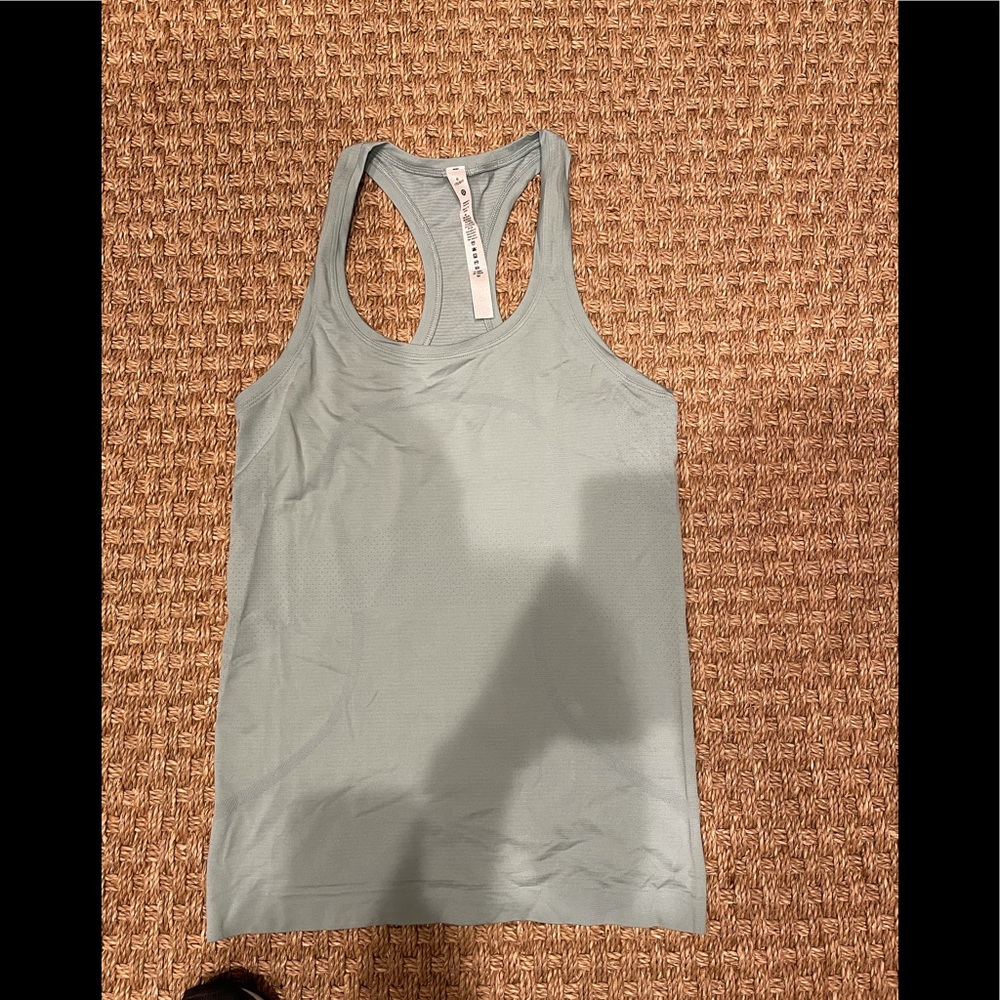 Athletic top